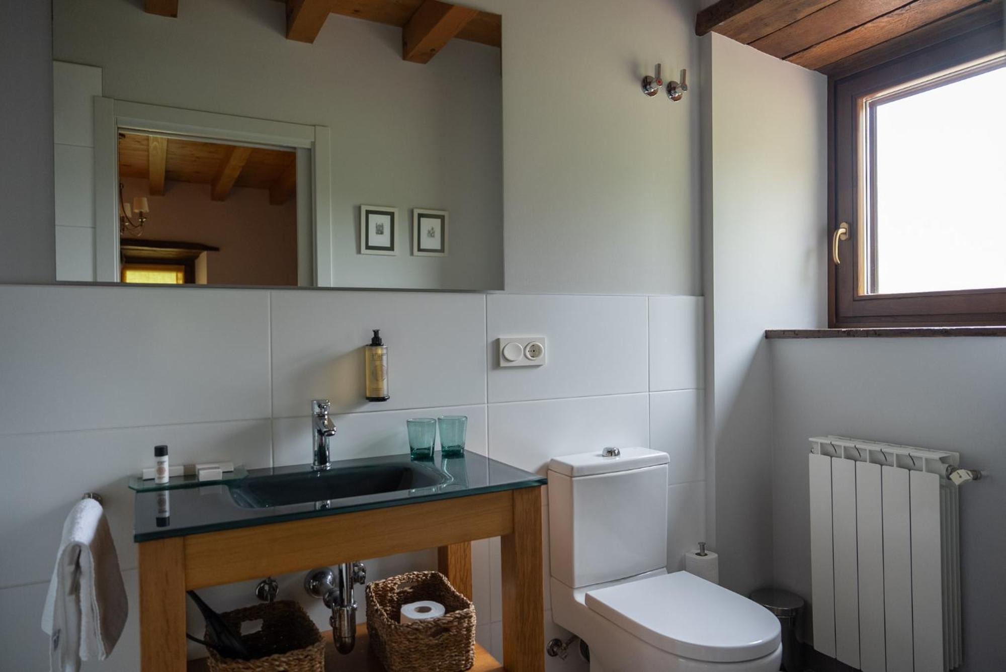 Olagaraia - Adults Only Guest House Etxalar Room photo